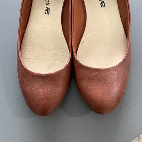American eagle leather flats - Picture 3 of 4